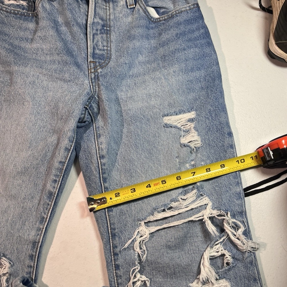 Levi's 501 90s‎ Premium Jeans Mid Rise Relaxed Straight Womens Size 27x32 EUC - Picture 2 of 10